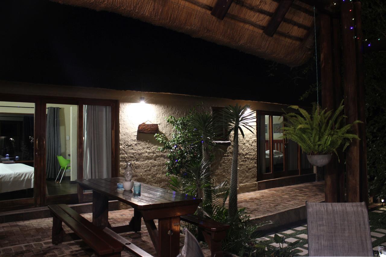 Woodpecker Lodge B&B フッドスプルイト エクステリア 写真
